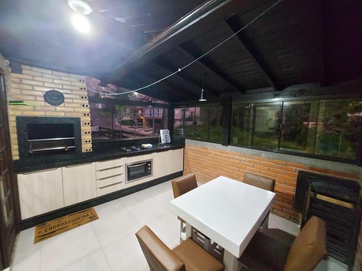 Apartamento 12 - Bombinhas - 200 Metros Da Praia 外观 照片