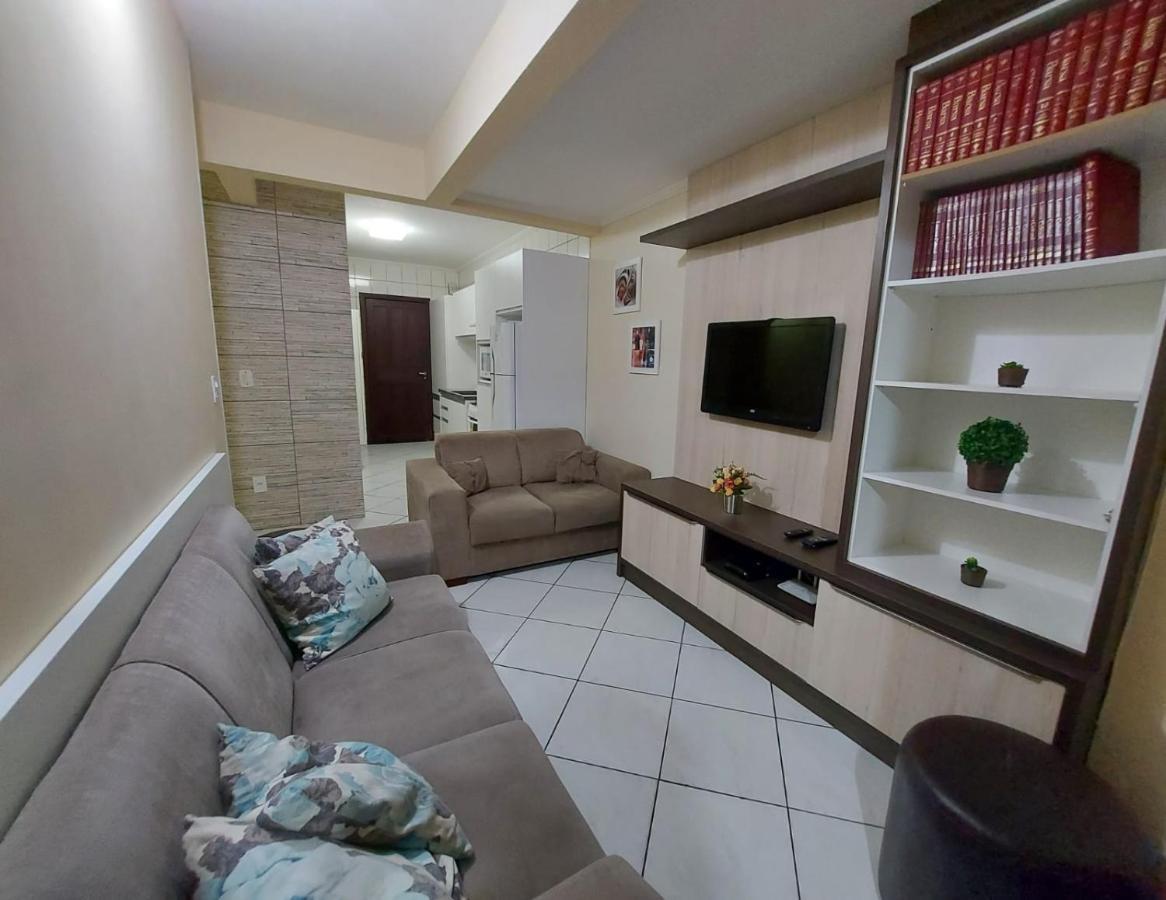 Apartamento 12 - Bombinhas - 200 Metros Da Praia 外观 照片