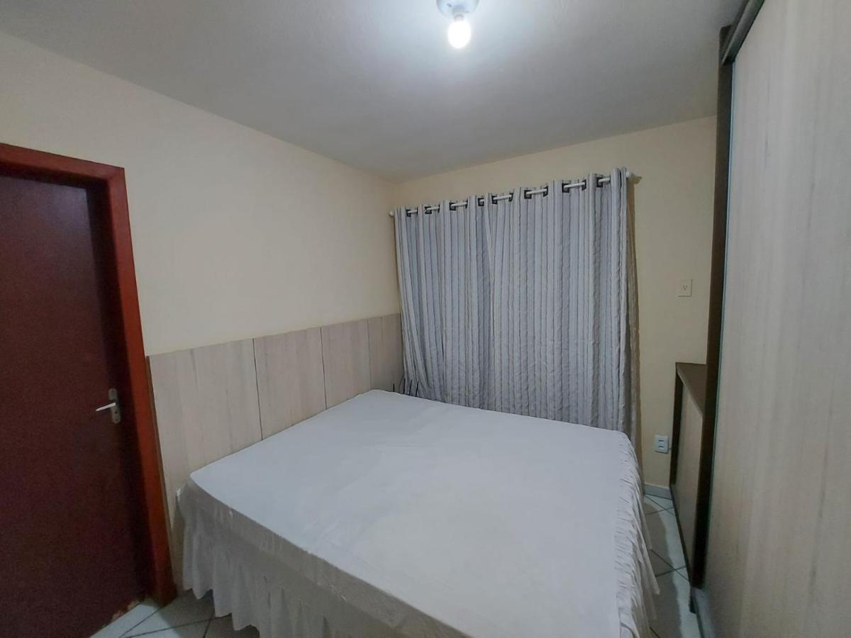 Apartamento 12 - Bombinhas - 200 Metros Da Praia 外观 照片