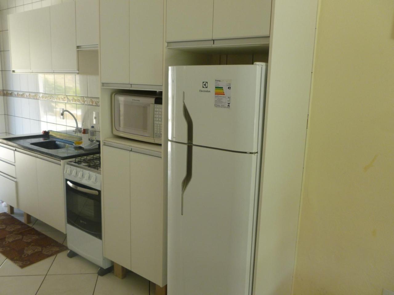 Apartamento 12 - Bombinhas - 200 Metros Da Praia 外观 照片